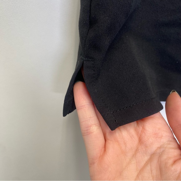 Figs Catarina One-Pocket Scrub Top in Black - Picture 5 of 9